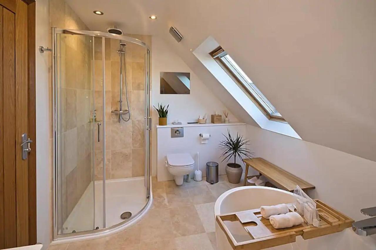 The Pheasantry Bed & Breakfast Уимъндхам Екстериор снимка